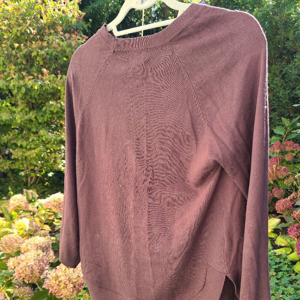 Sweater - Picture 5 of 6